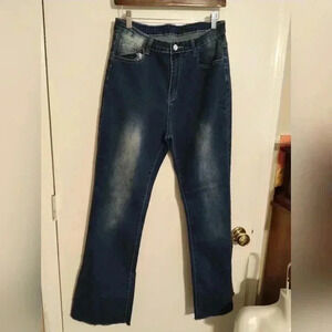 - Shein Hi Rise Bel lbottom Jeans